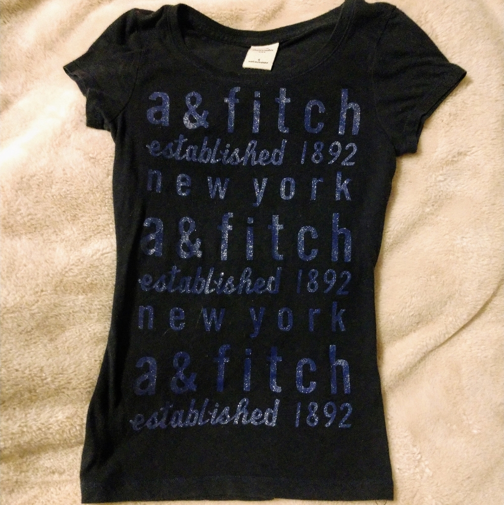 Small Abercrombie and Fitch Top